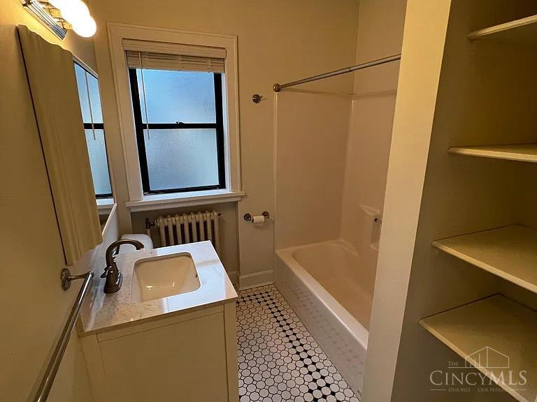 5801 Ridge Avenue Cincinnati, OH 45213 - Photo 16 of 39