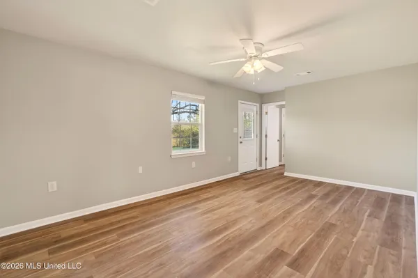 $499,900 | 1059 Thomas School Road, Lumberton, MS 39455