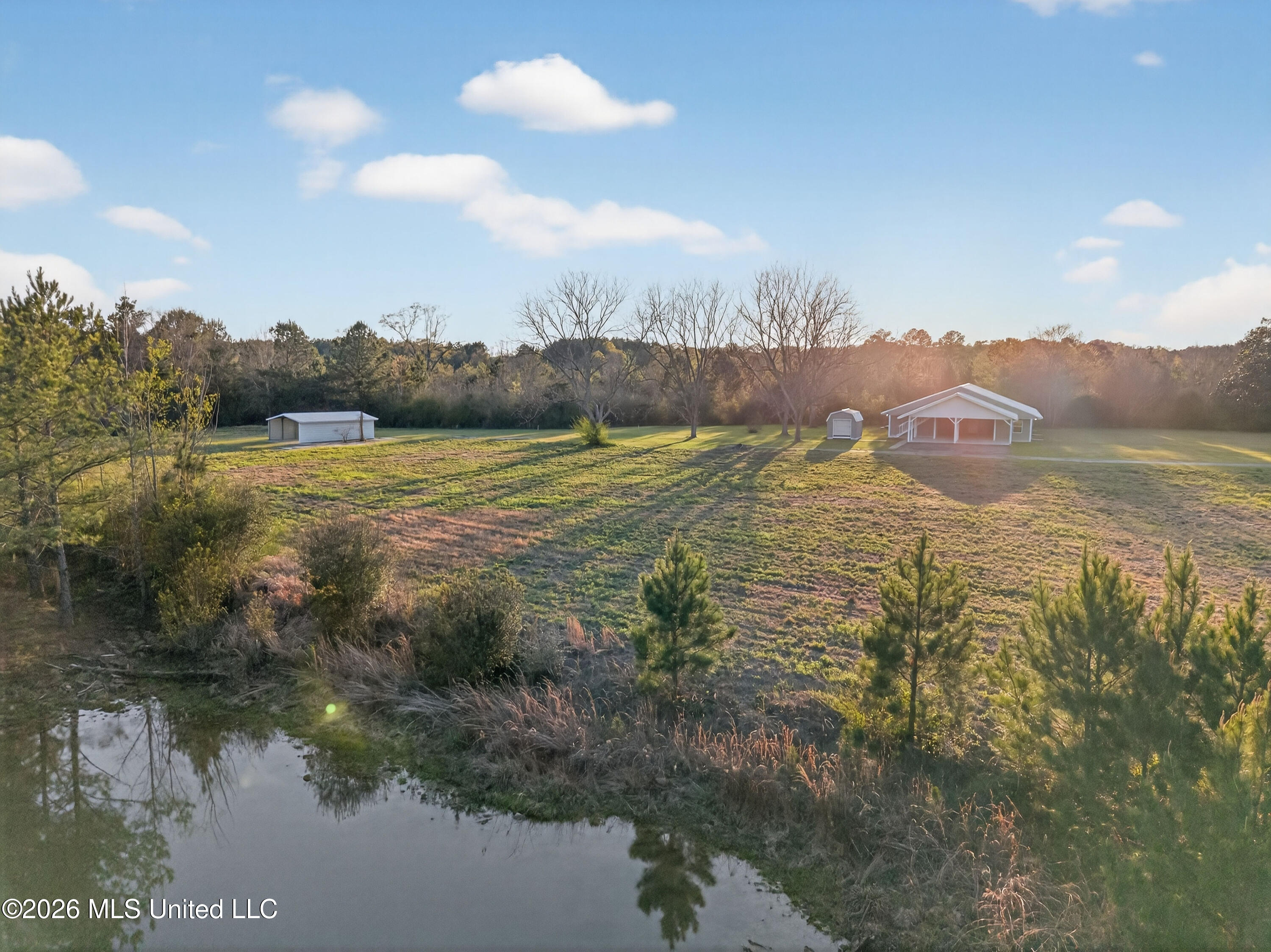 1059 Thomas School Road Lumberton, MS 39455 - Photo 2 of 50 Aerial5pond