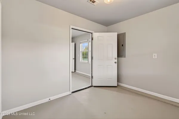 $499,900 | 1059 Thomas School Road, Lumberton, MS 39455