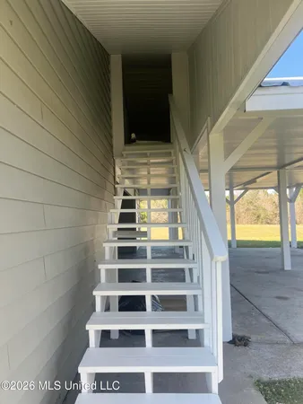 $499,900 | 1059 Thomas School Road, Lumberton, MS 39455