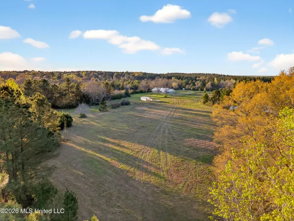 $499,900 | 1059 Thomas School Road, Lumberton, MS 39455