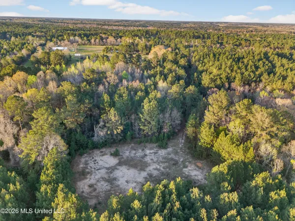 $499,900 | 1059 Thomas School Road, Lumberton, MS 39455