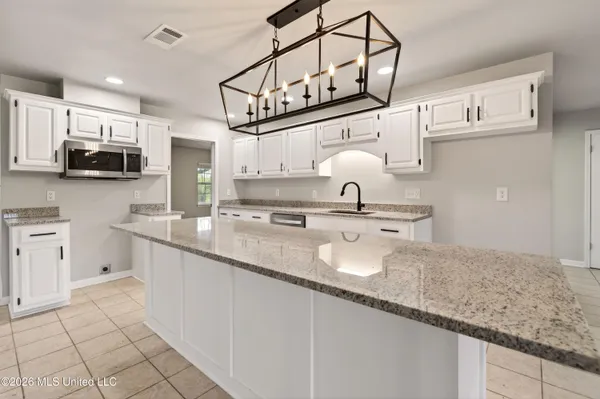 $499,900 | 1059 Thomas School Road, Lumberton, MS 39455