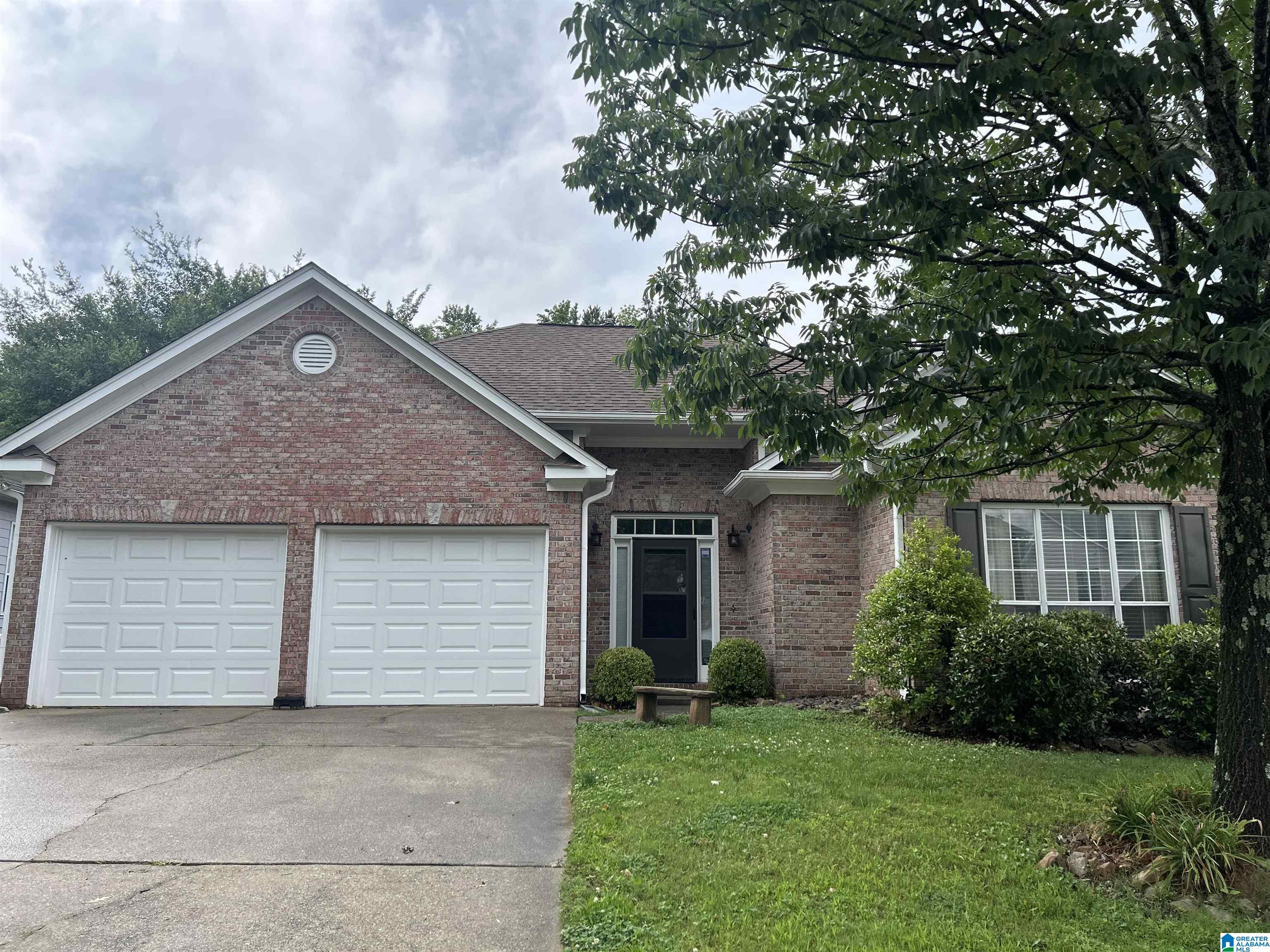 632 Clearview Road Hoover, AL 35226 - Photo 1 of 11 Gallery Image 1