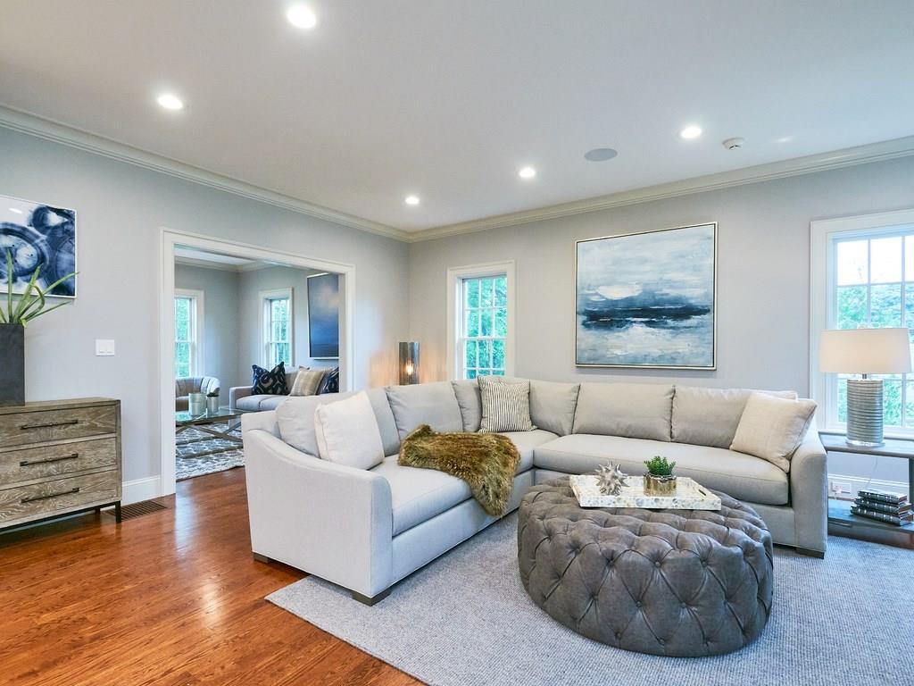 12 Ober Road Newton, MA 02459 - Photo 3 of 42