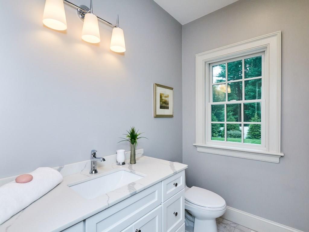 12 Ober Road Newton, MA 02459 - Photo 36 of 42