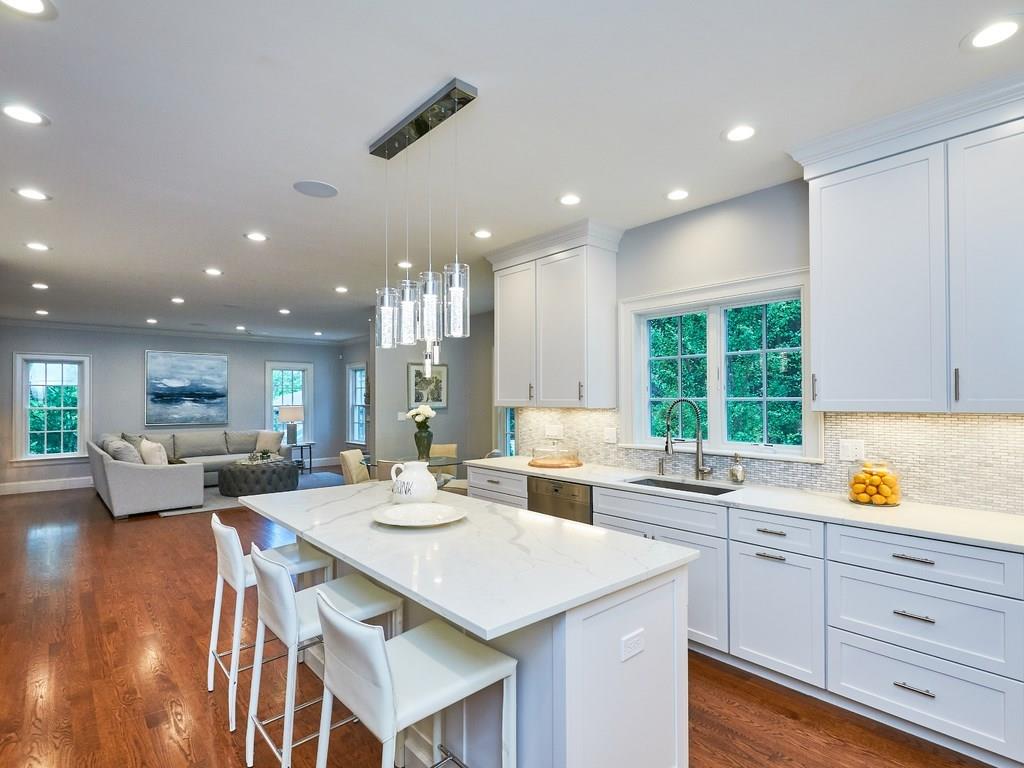 12 Ober Road Newton, MA 02459 - Photo 9 of 42