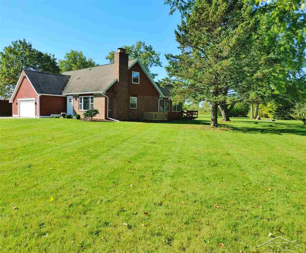 5825 Mackinaw Road Saginaw, MI 48604 - Photo 9 of 70 50057641-8.JPG