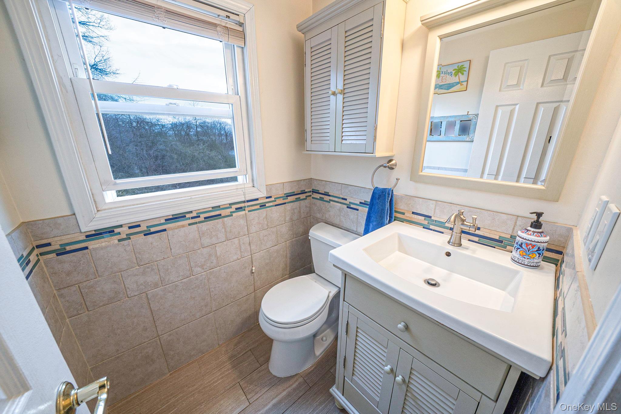 190 Merrick Road, Unit 35 Amityville, NY 11701 - Photo 9 of 17