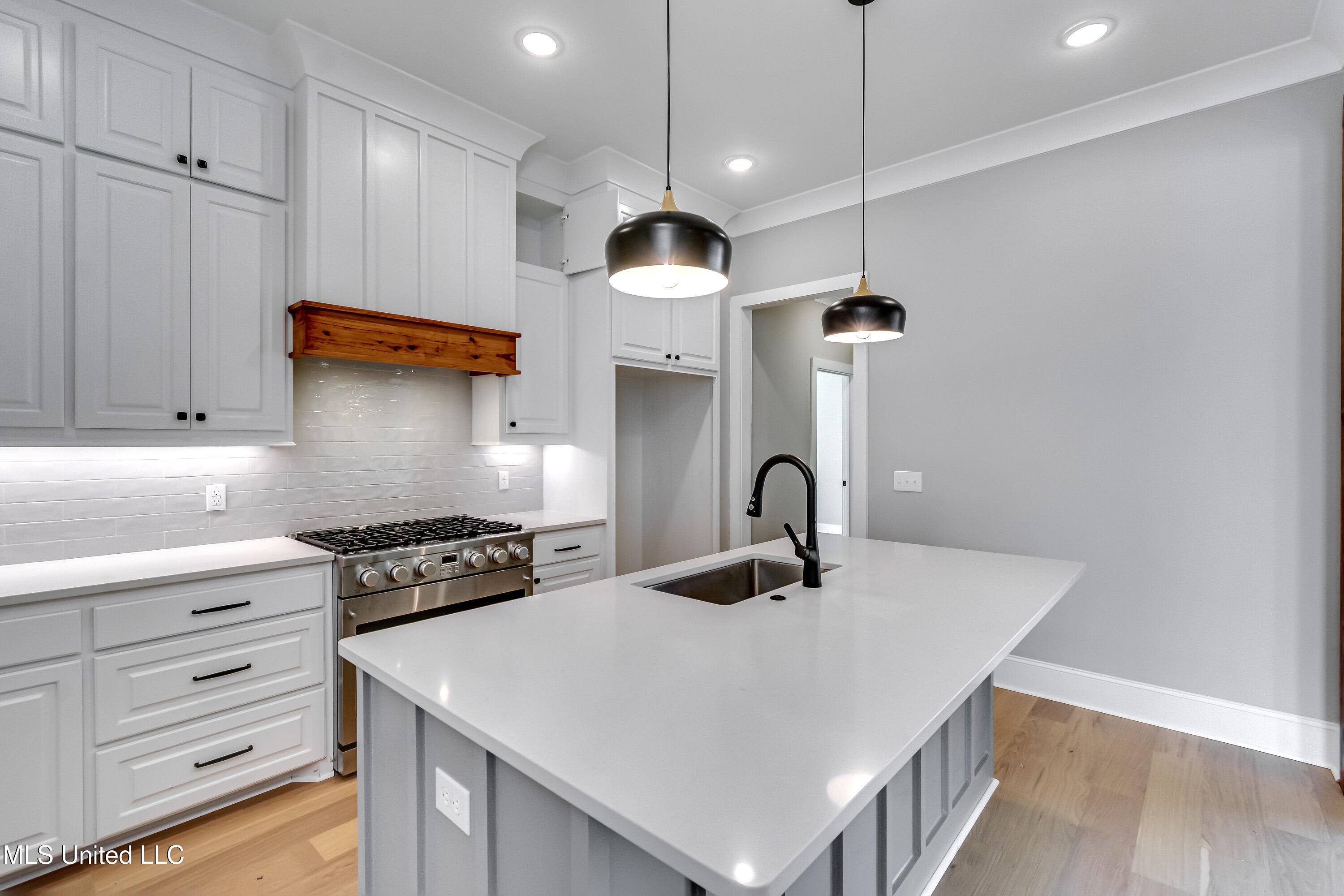 501 Harper Cove Flowood, MS 39232 - Photo 13 of 57 501 Harper Cv-26