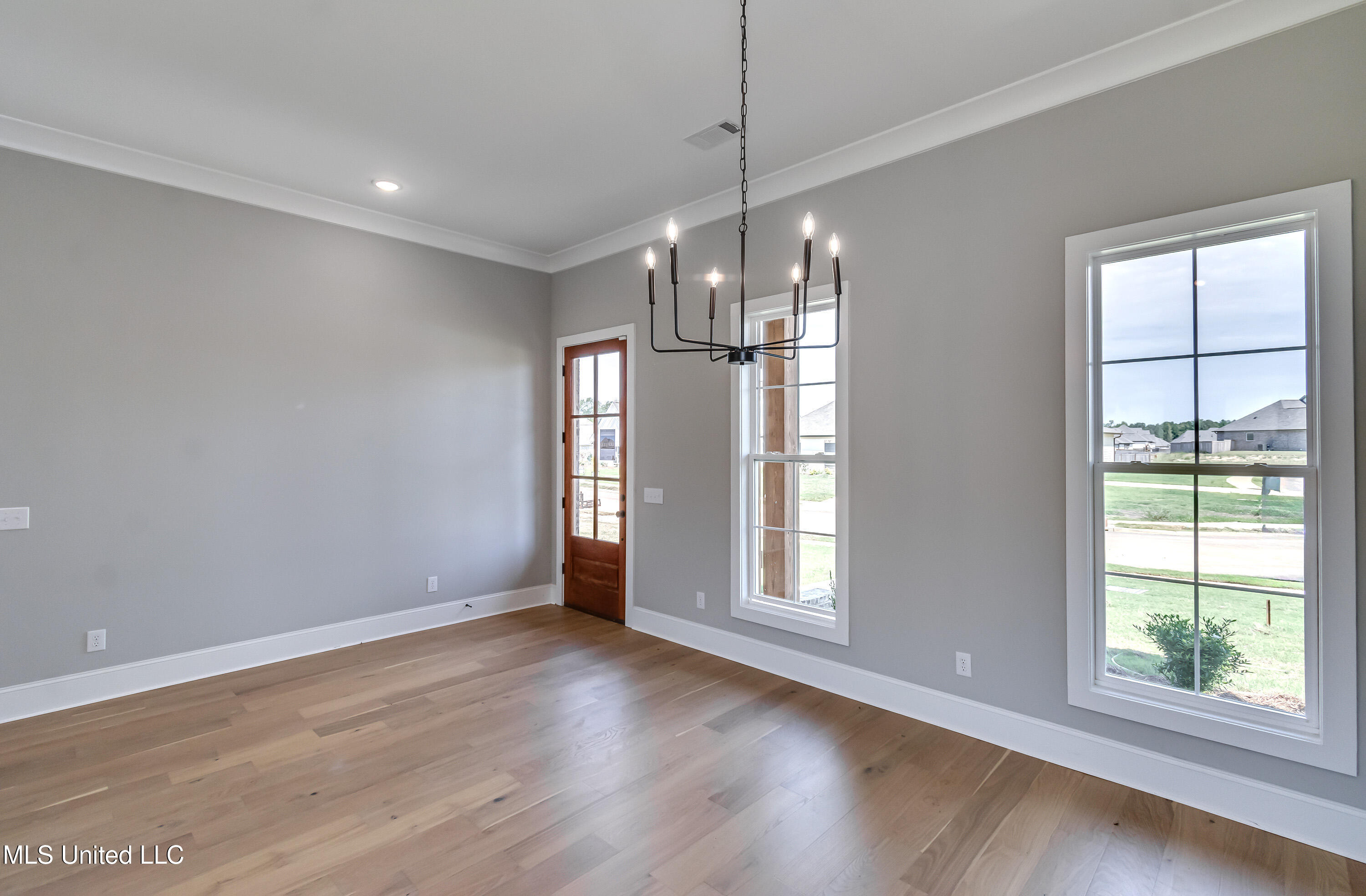 501 Harper Cove Flowood, MS 39232 - Photo 8 of 57 501 Harper Cv-18