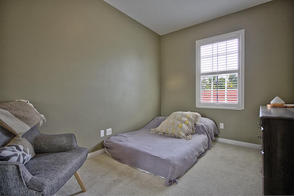166 Milbridge Drive Jupiter, FL 33458 - Photo 9 of 19 IMG_0031