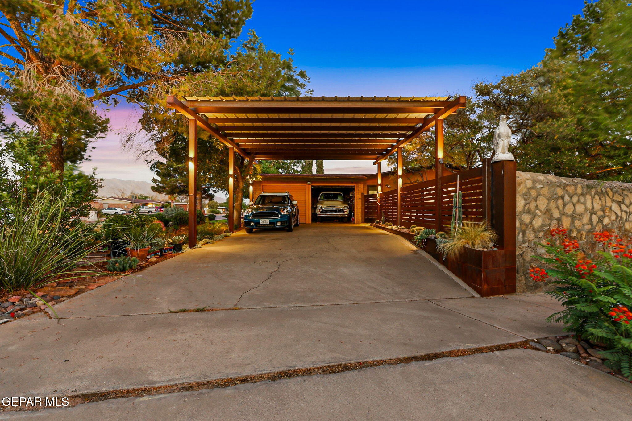 8713 Lakehurst Road El Paso, TX 79912 - Photo 5 of 47 51-web-or-mls-IMG_7438