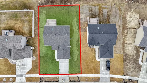 $404,999 | 3022 West 84th Place, Merrillville, IN 46410