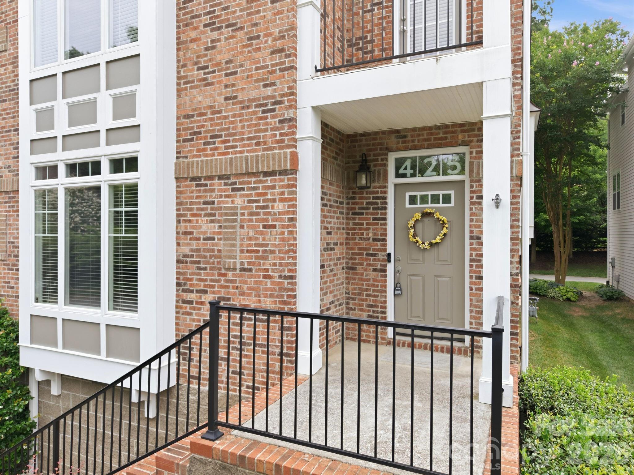425 Spring Street Davidson, NC 28036 - Photo 4 of 48
