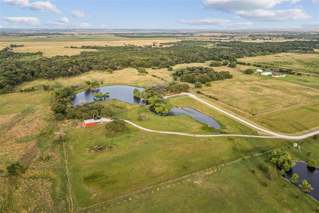 12877 Foutch Road Pilot Point, TX 76258 - Photo 34 of 40