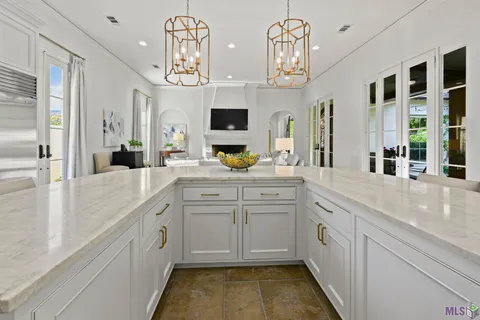 $989,500 | 6734 Audubon Circle, Baton Rouge, LA 70806