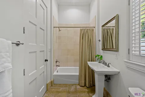 $989,500 | 6734 Audubon Circle, Baton Rouge, LA 70806