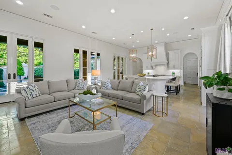 $989,500 | 6734 Audubon Circle, Baton Rouge, LA 70806