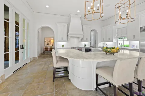 $989,500 | 6734 Audubon Circle, Baton Rouge, LA 70806