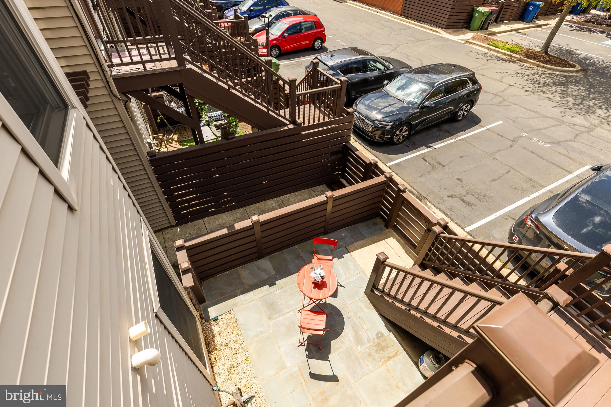 255 14th Street Southeast, Unit A Washington, DC 20003 - Photo 27 of 28 a close up of a fireplace