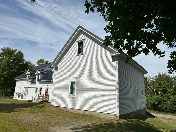 $169,900 | 36 Sherman Street, Island Falls, ME 04747