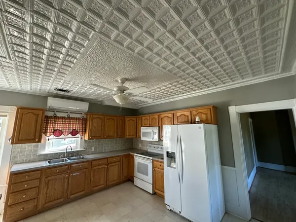 $169,900 | 36 Sherman Street, Island Falls, ME 04747