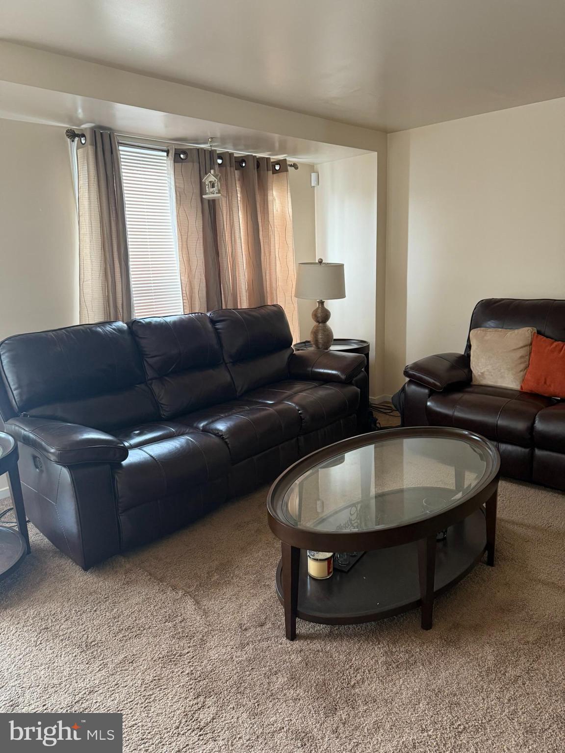 125 Rancocas Road Mount Holly, NJ 08060 - Photo 4 of 22 Living room