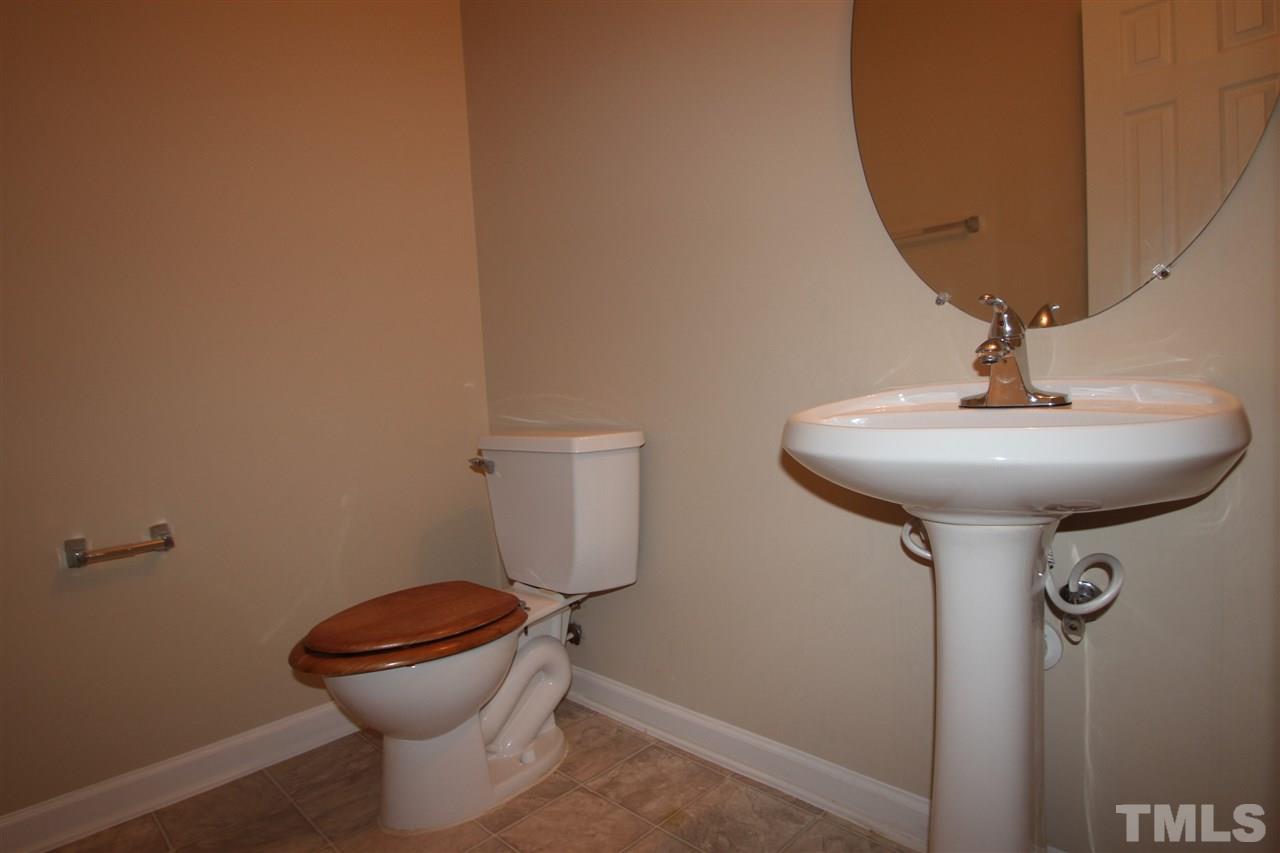 1546 Pebble Ridge Drive Raleigh, NC 27610 - Photo 6 of 14 Gallery Image 6