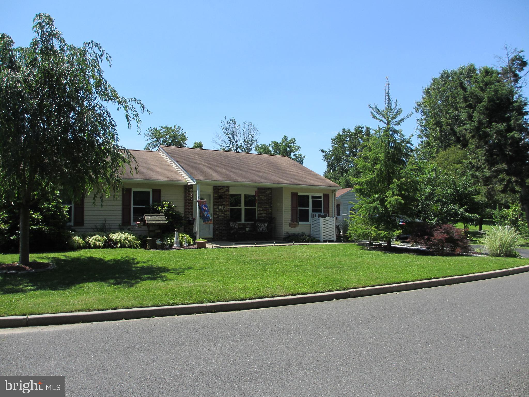 23 Waldron Road Allentown, NJ 08501 - Photo 2 of 35 Gallery Image 2