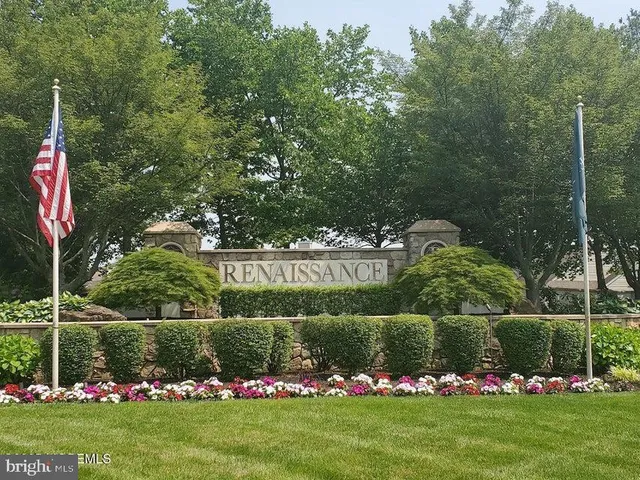 $675,000 | 221 Valencia Drive, Monroe Township, NJ 08831