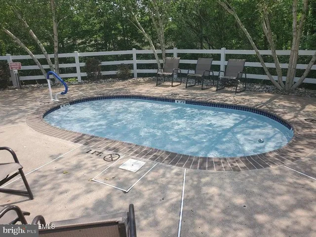 $675,000 | 221 Valencia Drive, Monroe Township, NJ 08831