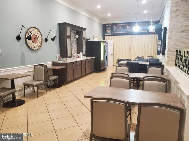 $675,000 | 221 Valencia Drive, Monroe Township, NJ 08831