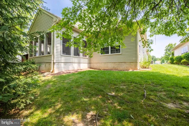 $675,000 | 221 Valencia Drive, Monroe Township, NJ 08831