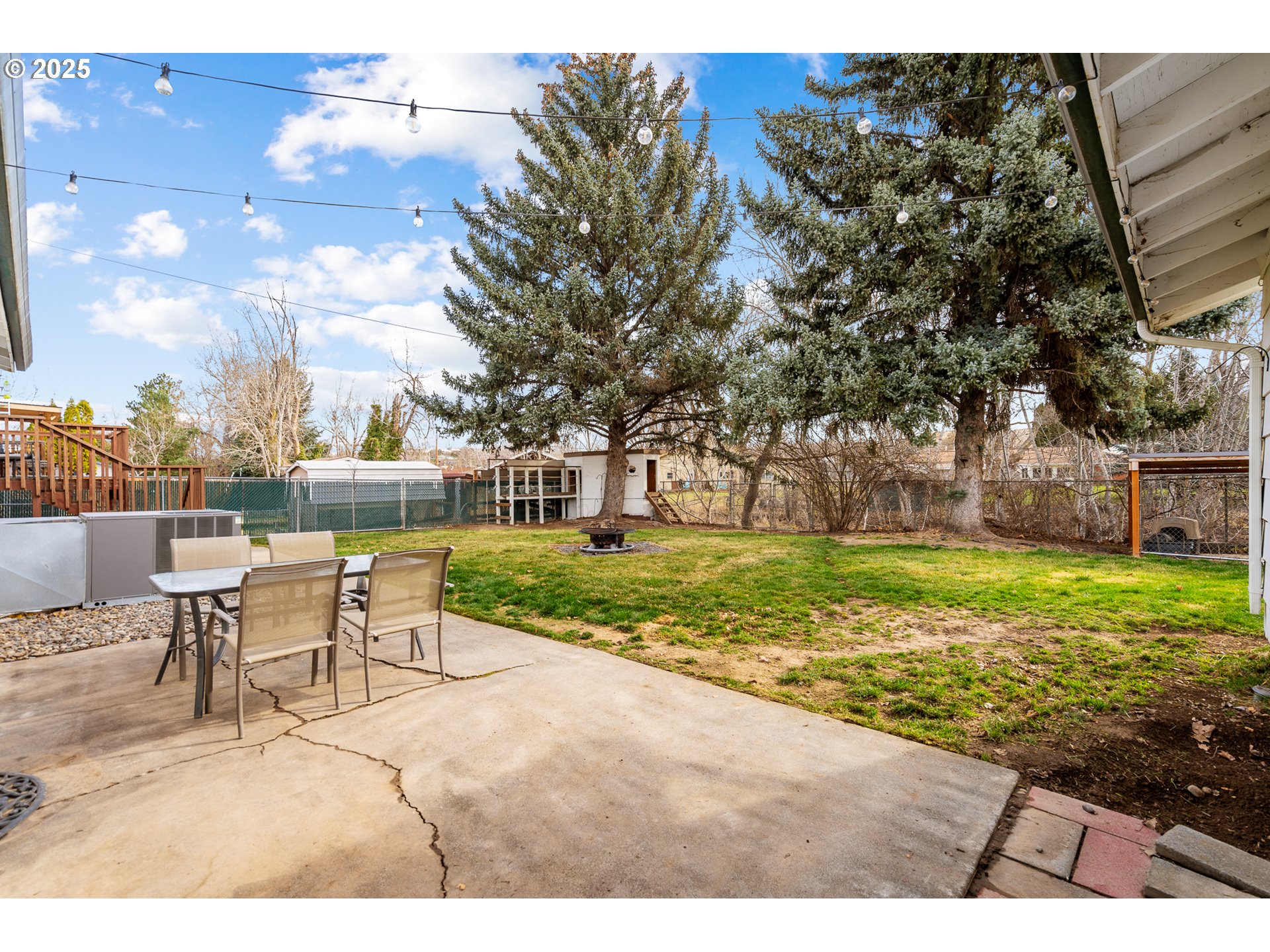 1524 Southwest 44th Street Pendleton, OR 97801 - Photo 35 of 45