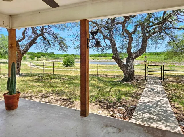 a view of a backyard with garden