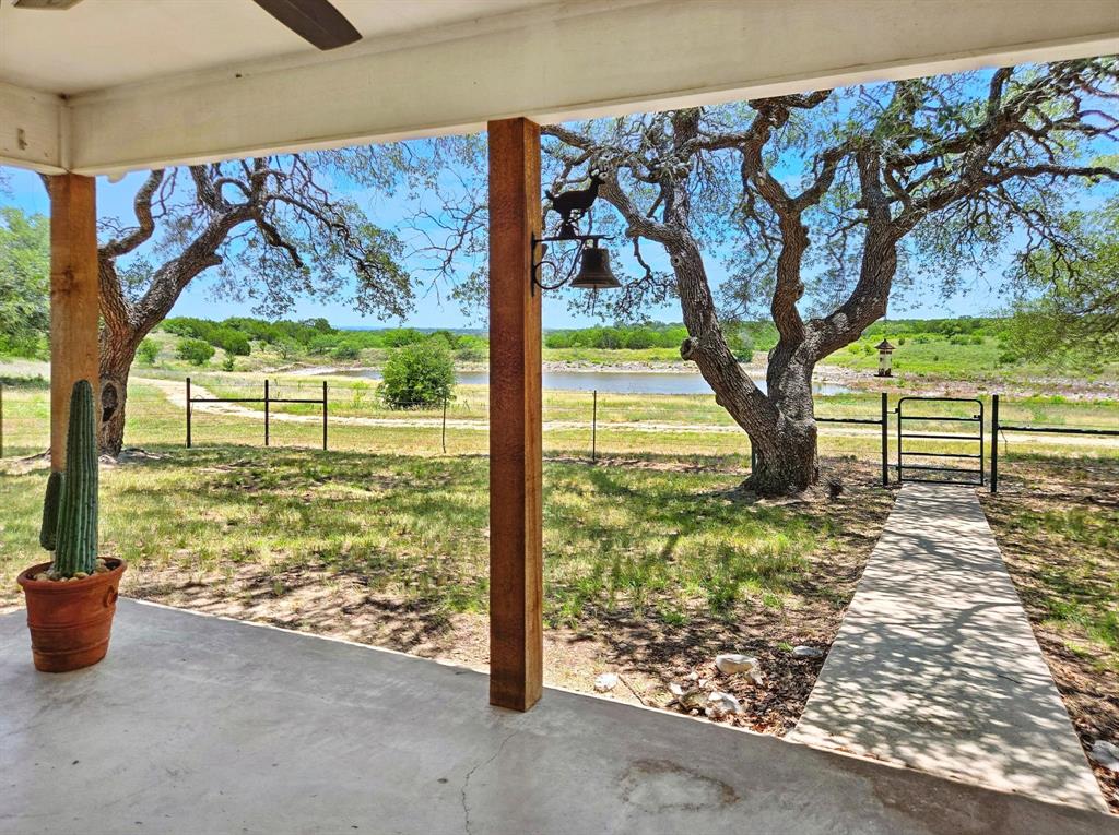 895 Pr 202 / Highway Hamilton, TX 76531 - Photo 32 of 40 a view of a backyard with garden