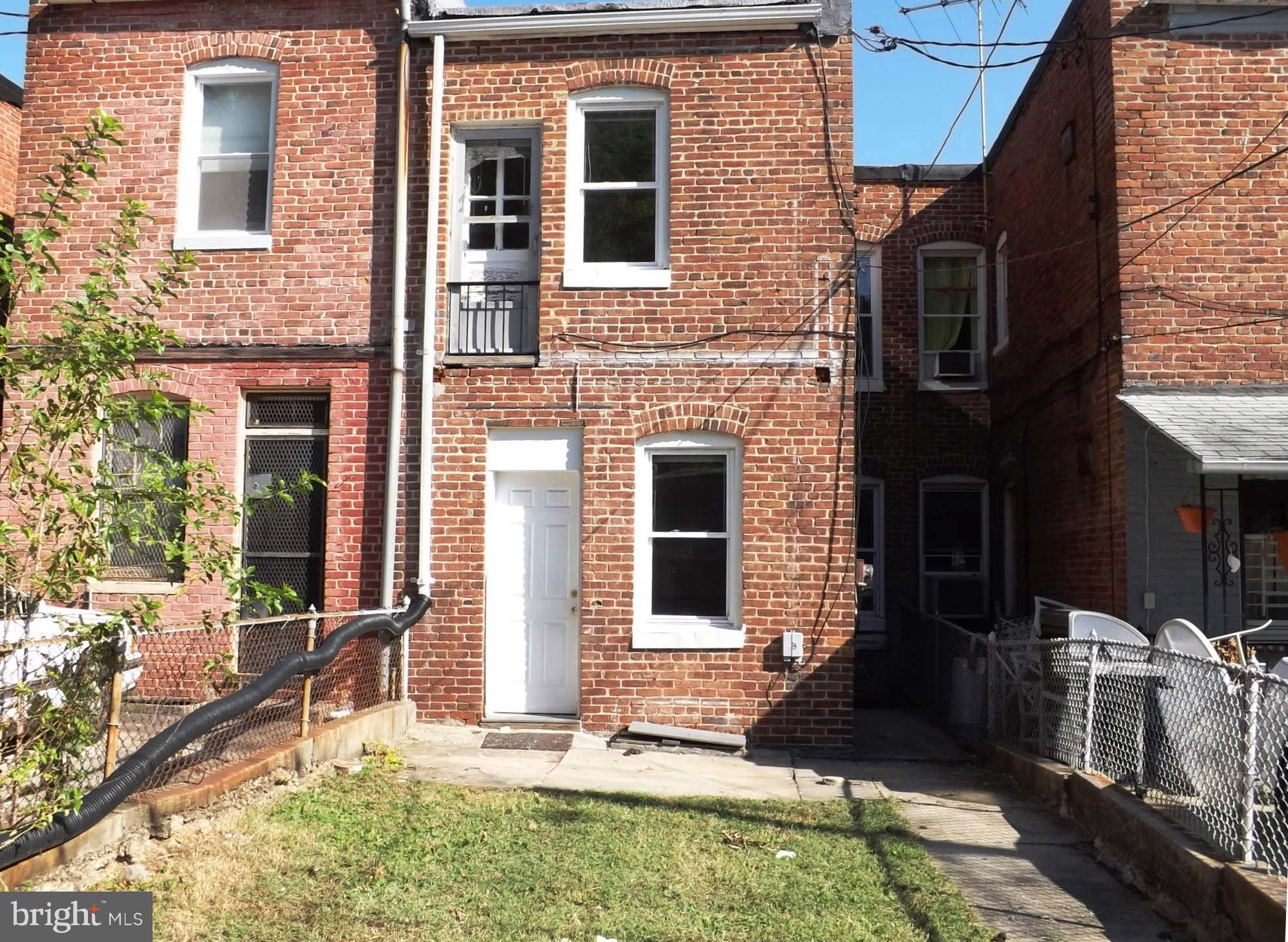 5120 Harford Road Baltimore, MD 21214 - Photo 16 of 18 Exterior (Rear)