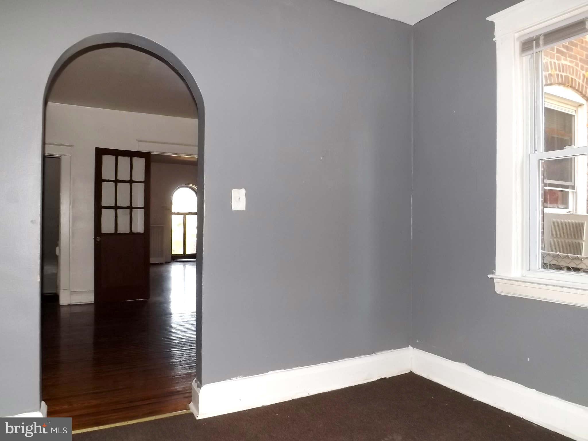 5120 Harford Road Baltimore, MD 21214 - Photo 5 of 18 Dining Room