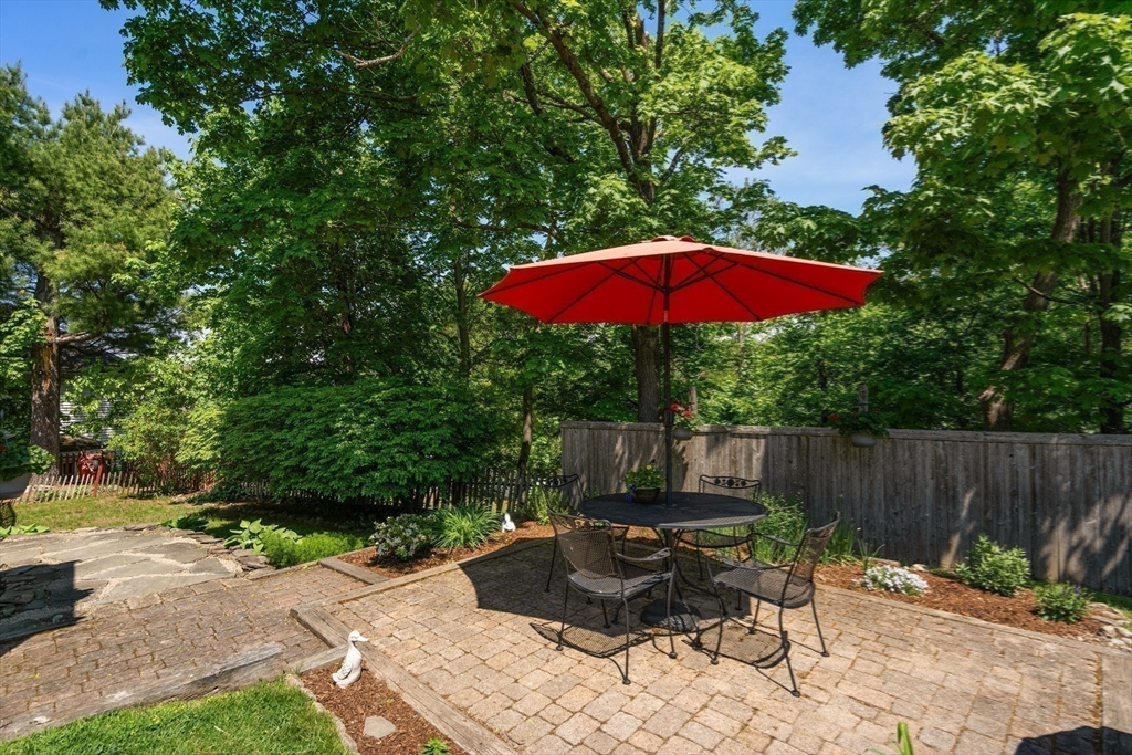 352 Whiting Avenue Dedham, MA 02026 - Photo 20 of 31