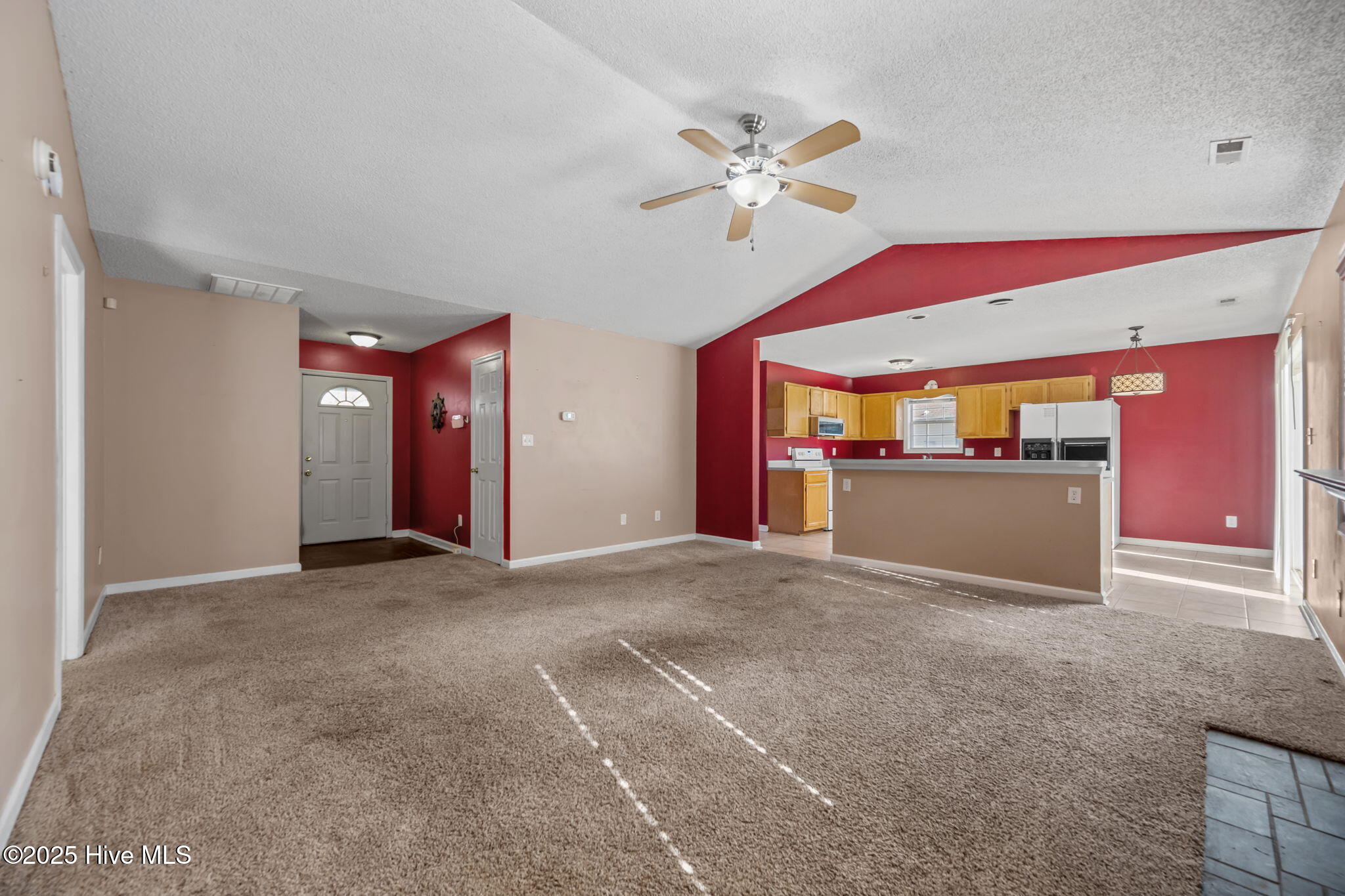 164 Parnell Road Hubert, NC 28539 - Photo 5 of 50 28-web-or-mls-_RAD9431