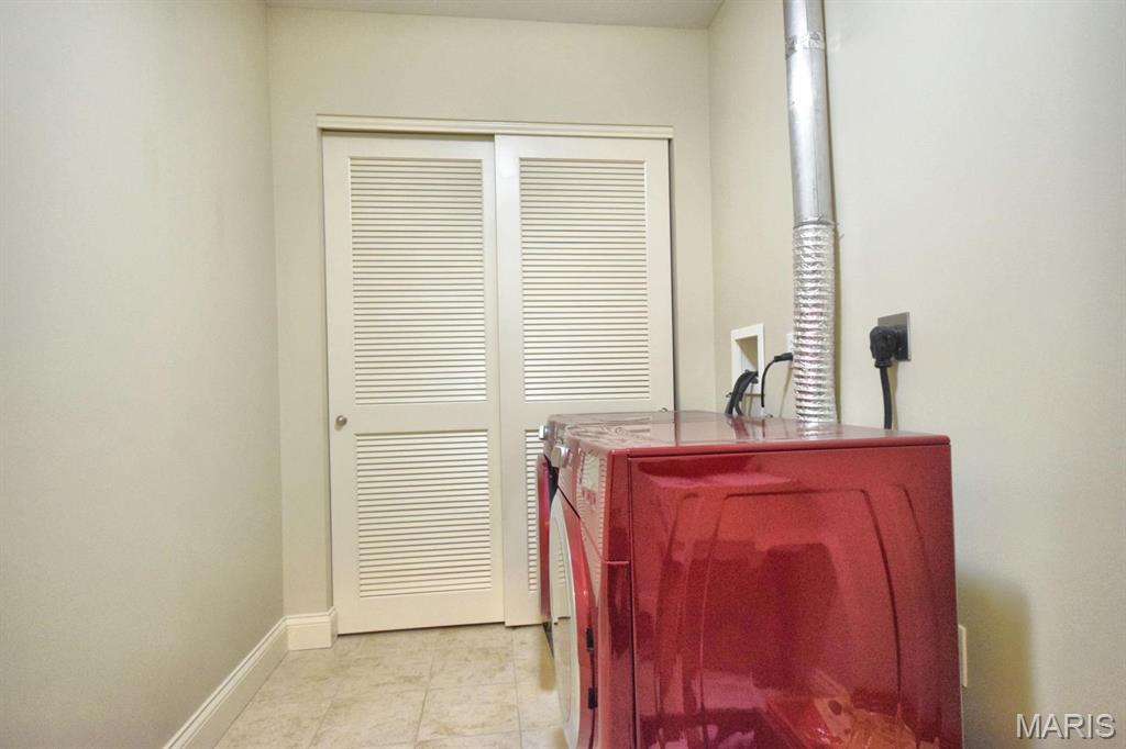 6451 Clayton Road, Unit 303 St. Louis, MO 63117 - Photo 18 of 18