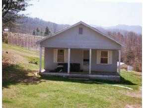 185 Morley Street Butler, TN 37640 - Photo 1 of 1 Photo 1