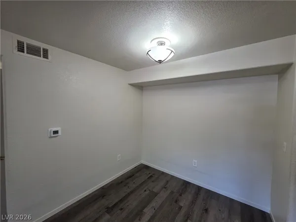 $1,100 | 555 East Silverado Ranch Boulevard, Unit 1123, Las Vegas, NV 89183