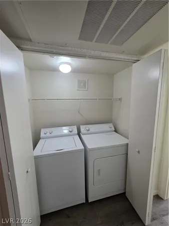 $1,100 | 555 East Silverado Ranch Boulevard, Unit 1123, Las Vegas, NV 89183