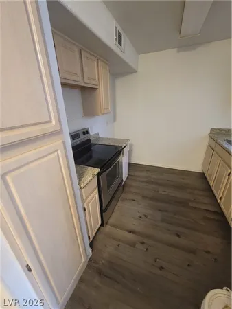 $1,150 | 555 East Silverado Ranch Boulevard, Unit 1123, Las Vegas, NV 89183
