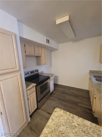 $1,150 | 555 East Silverado Ranch Boulevard, Unit 1123, Las Vegas, NV 89183