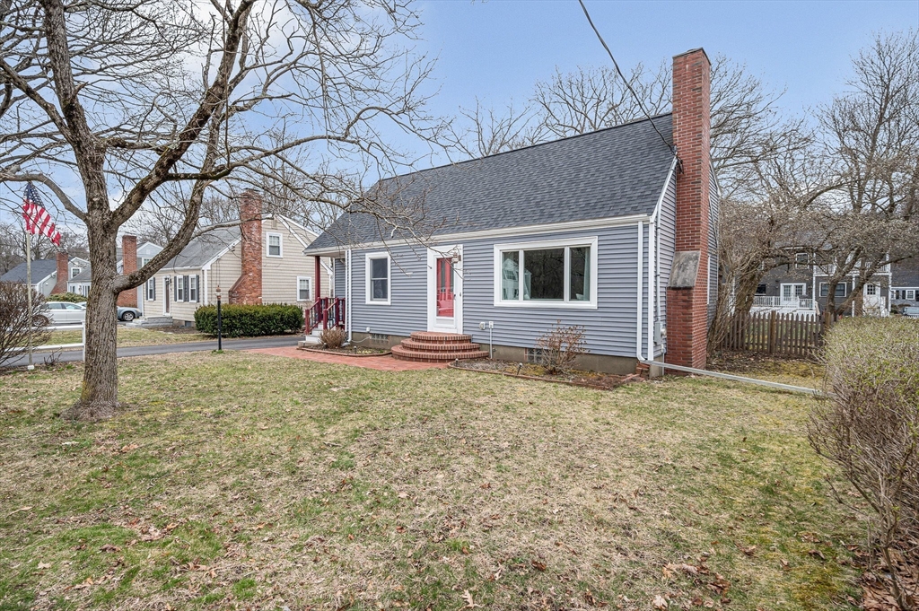 52 Tennyson Road Reading, MA 01867 - Photo 2 of 33 Gallery Image 2