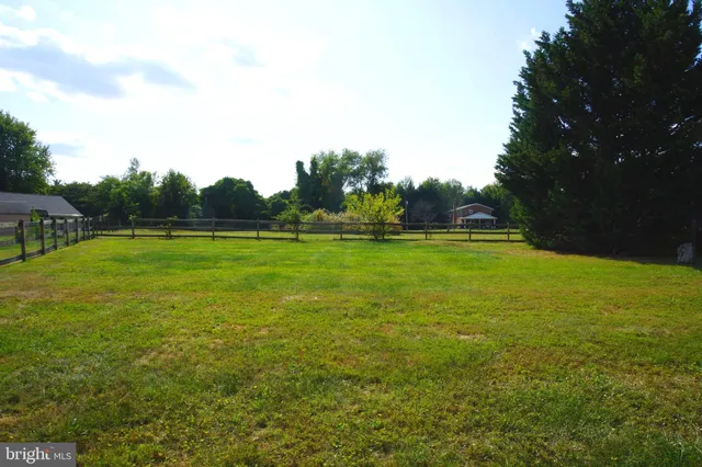 $2,300 | 7135 Bowers Road, Frederick, MD 21702